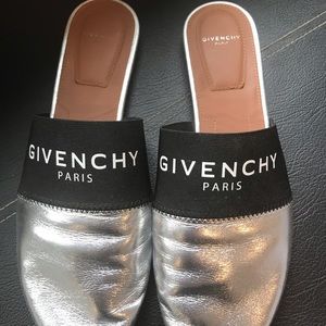 WORN  GIVENCHY SLIDES WITH BOX AND CARD